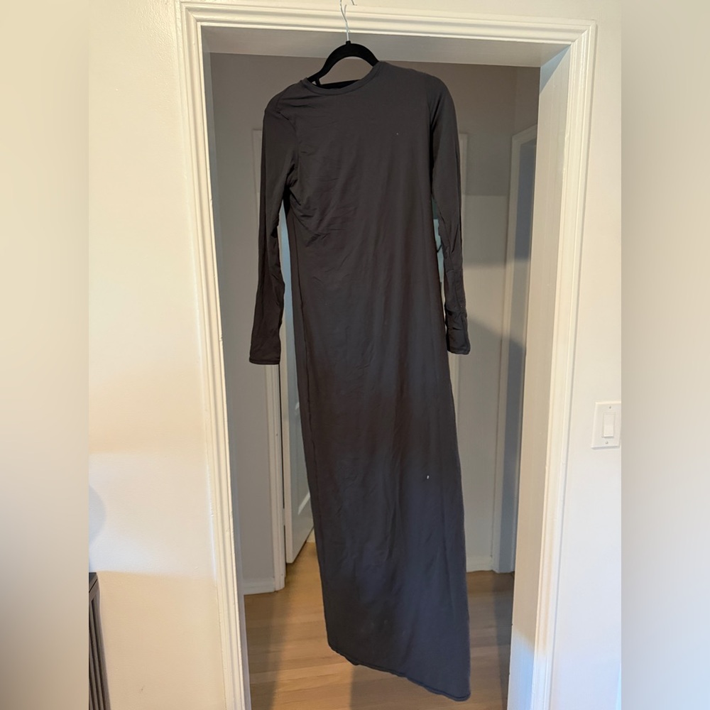 SKIMS Fits Everybody Maternity Long Sleeve Dress - Onyx - Size L